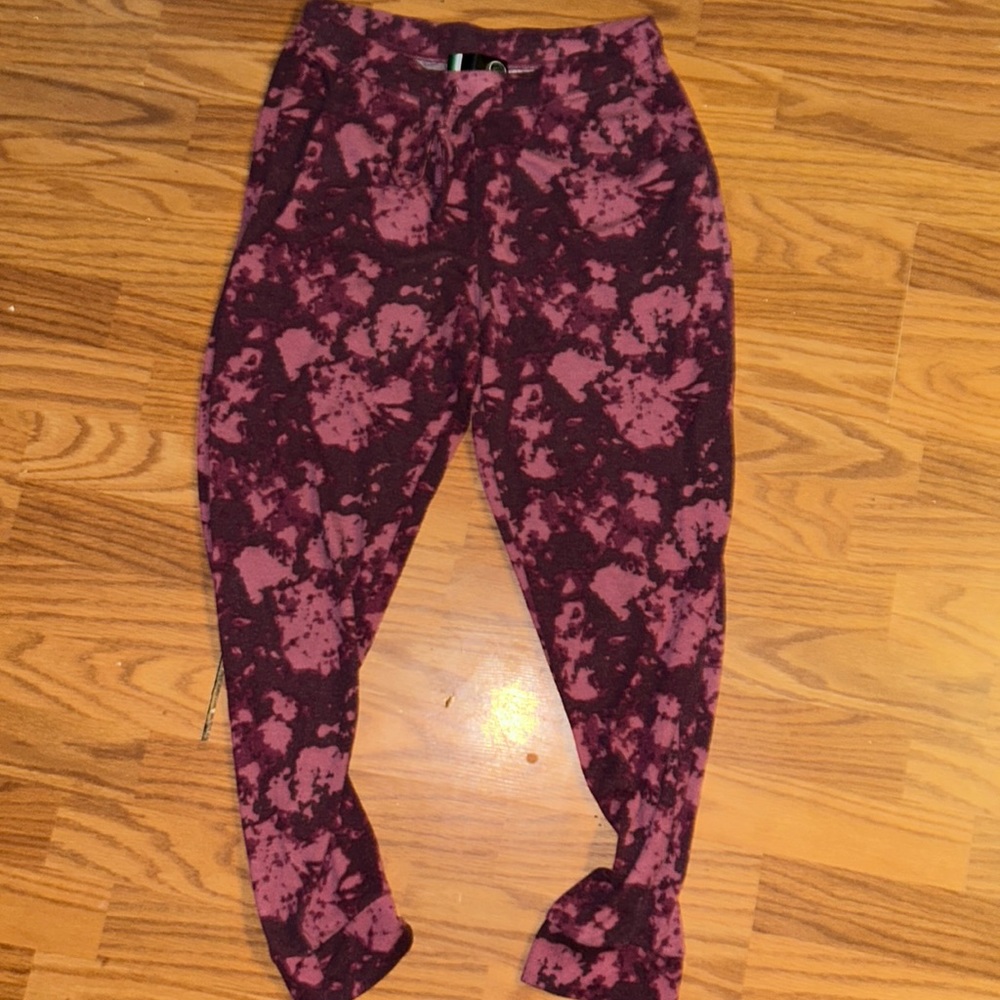 Size medium sweats